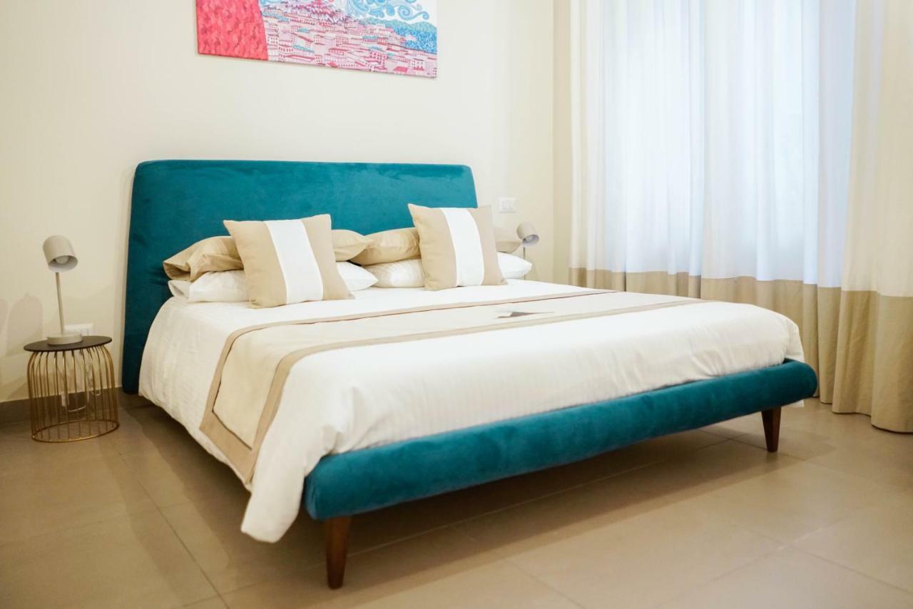 Palazzo Toledano Bed & Breakfast Naples Exterior photo