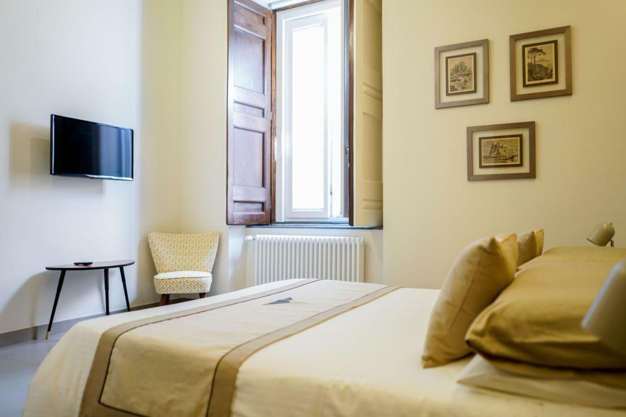 Palazzo Toledano Bed & Breakfast Naples Exterior photo