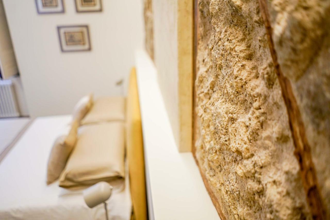 Palazzo Toledano Bed & Breakfast Naples Exterior photo