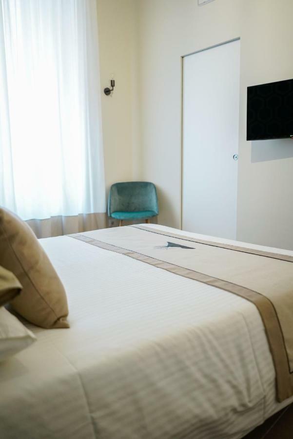 Palazzo Toledano Bed & Breakfast Naples Exterior photo